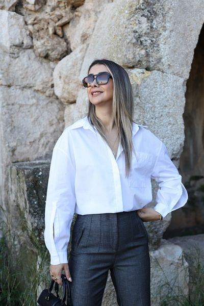 bytugcekaya Cămașă albă din bumbac cu buzunar