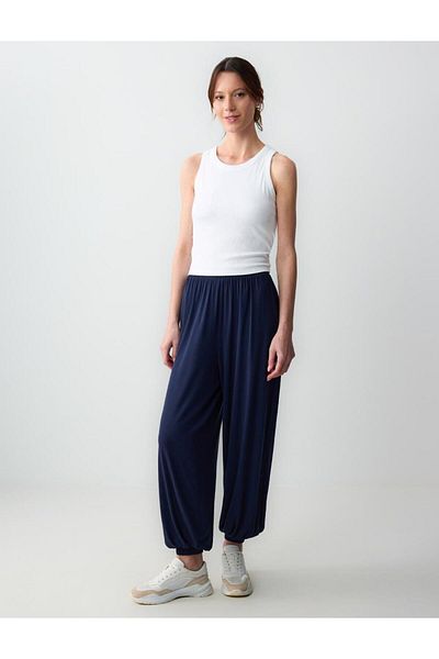 Jimmy Key White Round Neck Solid Cut Sleeveless Knitted Undershirt