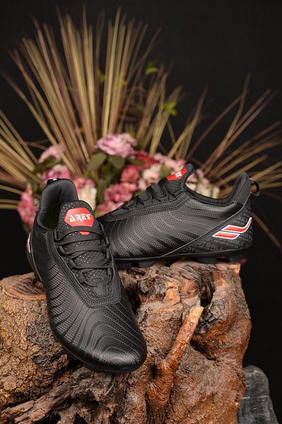 Lescon Men's Football Boots - for Lawn, Sand, and Astroturf, Anti-Slip and Sturdy Durable, Guaranteed