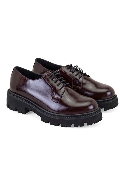 Desa Women's Burgundy Patent Leather Casual Shoes