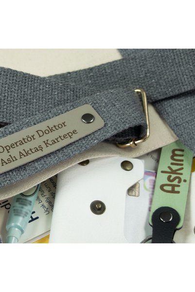 Miaju Three Crescent Star Patterned, 2-Piece Keychain Set with First and Last Name for Mother, Light Brown-Green