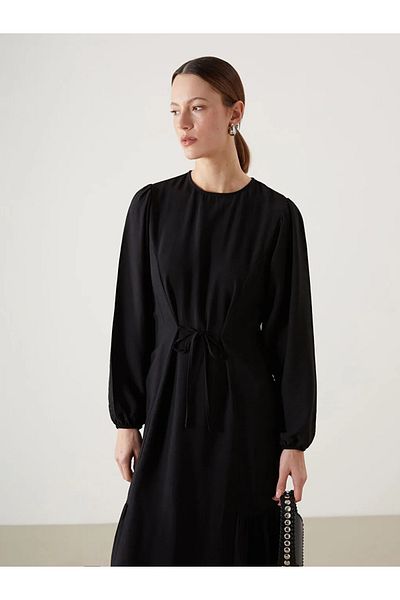 LC Waikiki Γυναικείο φόρεμα LCW Modest Black Crew Neck