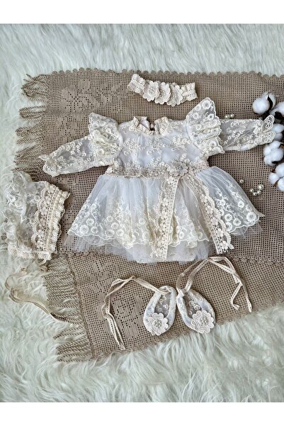 Butik Krem Çi̇çekli̇ Romper Seti̇
