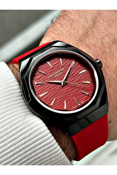 Lee Cooper 5 Atm Waterproof Special Design Men's Wristwatch - Silicone Cord