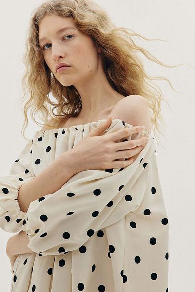 H&M Off-the-shoulder dress