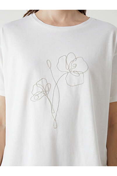 LC Waikiki Lcwaikiki Classic Crew Neck Rhinestone Women's T-Shirt