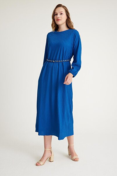 Olcay Övlánc részletes ruha INDIGO 2549-E