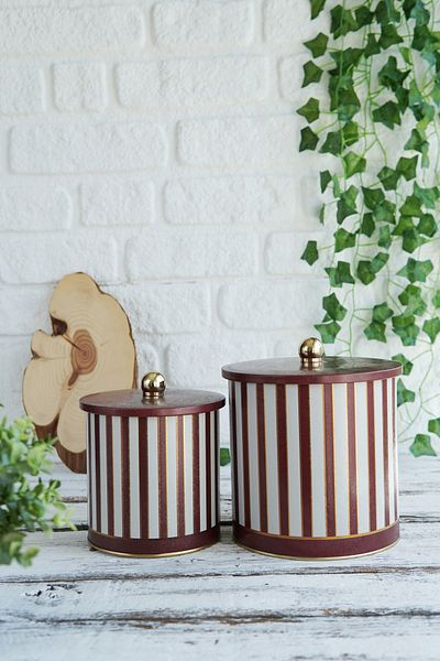 EVLE Circus Patterned Metal Storage Container Set of 2,1 Liters 4.1 Liters Erb48T8