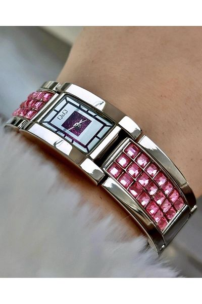Q&Q Women's Metal Band Wristwatch