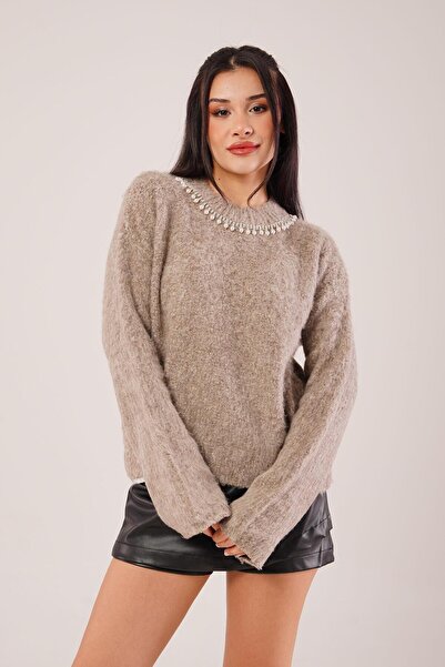 Hipo Trend Kolye Detay Buklet Sütlü Kahve Triko Kazak