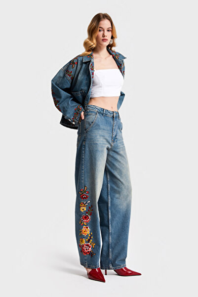 its basic T.Kot Color 2S566 Denim Skater pentru femei cu broderie de flori - Design