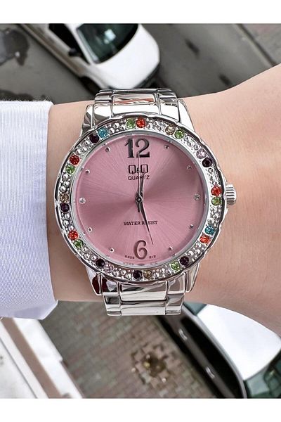 Q&Q Women's Metal Cord Wristwatch