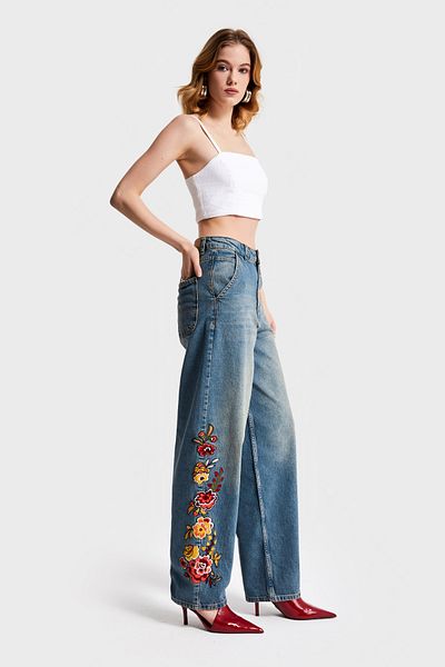 its basic T.Kot Color 2S566 Denim Skater pentru femei cu broderie de flori - Design