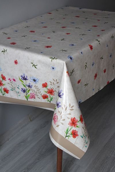 DedeEvTekstil Față de masă din pânză uleioasă din PVC din fibră - ștergabilă și cu model floral KnrWater