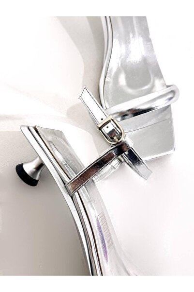 diclepolat Γυναικεία Ασημένια Μεταλλικά Σανδάλια με χαμηλό τακούνι Marino