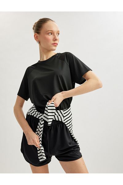 Koton Αθλητικό μπλουζάκι με κοντό μανίκι Slim Fit Crew Neck