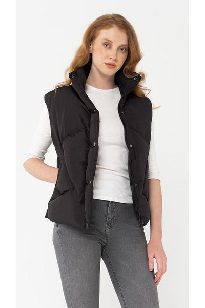 Olcay Sportliche kurze Pufferweste Schwarz 8205