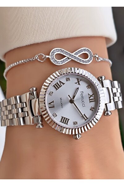 Ferrucci ساعة يد نسائية ذات علامة تجارية فضية اللون من Ferruci - هدية سوار