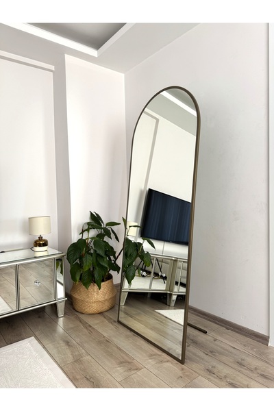 EFFE YAPI DEKOR 180X60 Cm Oval Model Eskitme Metal Çerçeveli Ayaklı Boy Aynası