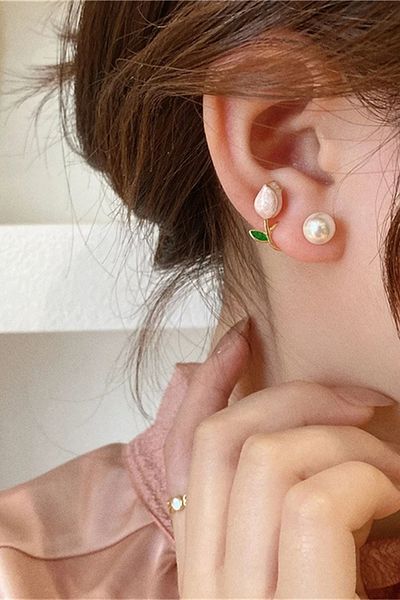 Glaren Minimal Tulip Gold Color Women's Ghost Earrings