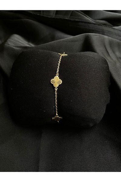 Passionis Jewelry سوار البرسيم الذهبي المكافئ من Vanclef