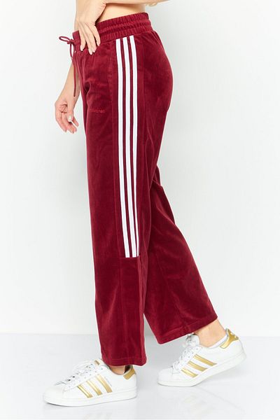 adidas Women Sportswear Fit Outdoor Sweatpants, Maroon