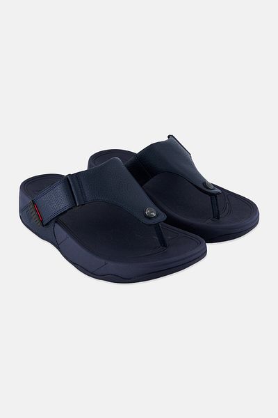 Fitflop صندل رجالي Trakk II مفتوح من الأمام بشريط فيلكرو، أزرق داكن