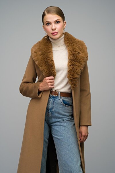 Olcay K. KAMEL 3066 - Odnímatelný límec Furry Interlay Coat