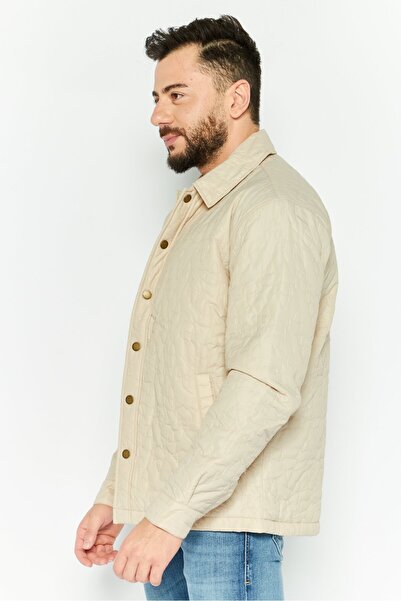 Lyle & Scott Men Quilted Bomber Jacket, Beige