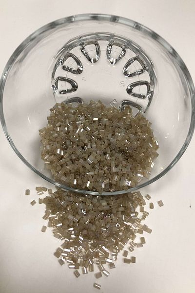 Hayalperest boncuk Χρώμα πέτρας με χάντρες κοπής (2-2,5 mm)