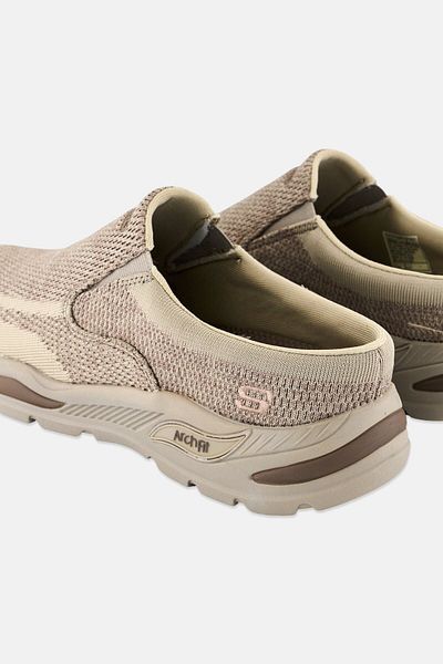 SKECHERS Men Gonvick Slip On Sports Shoes, Taupe