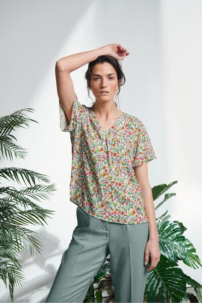 Tchibo Women V-neck Short Sleeve Floral Print Top, Green Combo