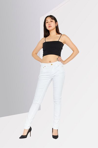 Michael Kors Women Skinny Fit Washed Stretchable Jeans, White