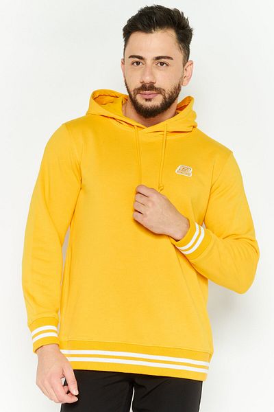 SKECHERS Men Sportswear Fit Long Sleeve Outdoor Sweatshirt, Yellow
