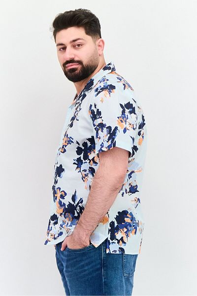 Perry Ellis Men Stretch Fit Short Sleeves Allover Printed Casual Shirt, Blue Combo