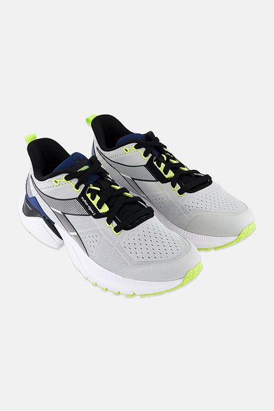 Diadora حذاء تدريب برباط للرجال، فضي