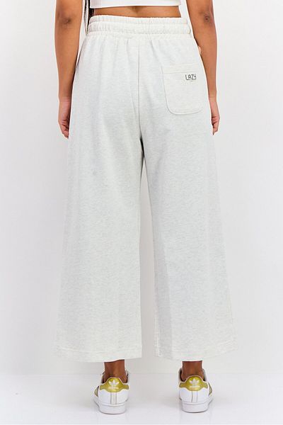 SKECHERS Women Sportswear Fit Outdoor Sweatpants, Light Grey