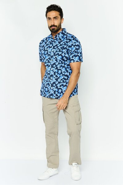 GAP Men Standard Fit Floral Print Short Sleeves Casual Shirt, Navy Combo