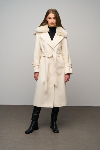 Olcay Oversize-Mantel – abnehmbares Fell und niedrige Ärmel, Ecru 3067