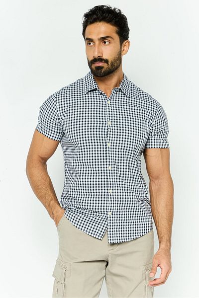 GAP Men Slim Fit Checkered Short Sleeves Casual Shirt, White