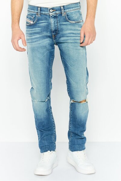 Diesel بنطلون جينز ممزق قابل للتمدد من D-Strukt للرجال بقصّة Slim Fit، باللون...