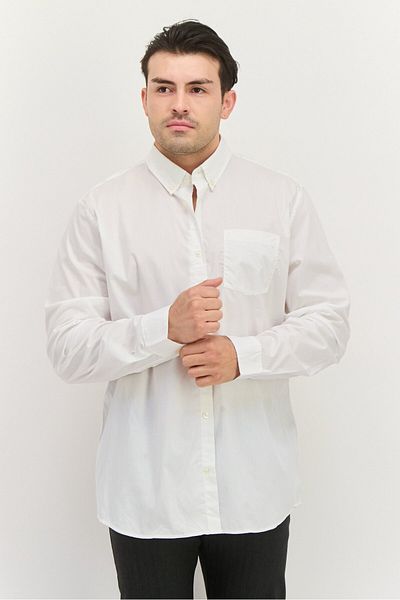 GAP Men Standard Fit Solid Long Sleeves Casual Shirt, White