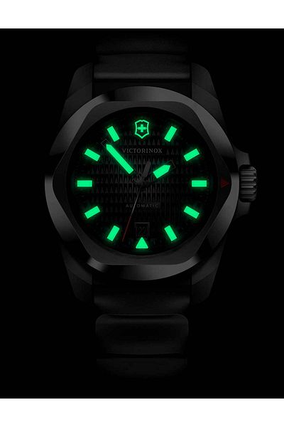 Victorinox Mens Watch 242039, Automatic, 41mm, 20atm