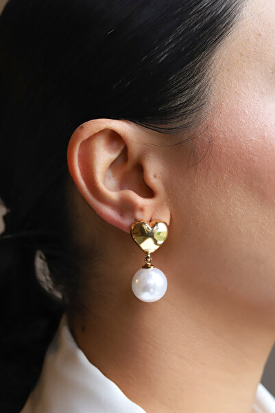 Brillo أقراط موديل قلب مرصعة باللؤلؤ