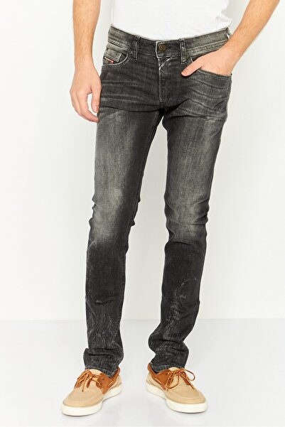 Diesel بنطلون جينز رجالي قابل للتمدد بقصّة Slim Fit، أسود