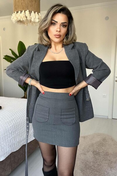 Eswomes تنورة قصيرة بجيبين أماميين باللون الرمادي