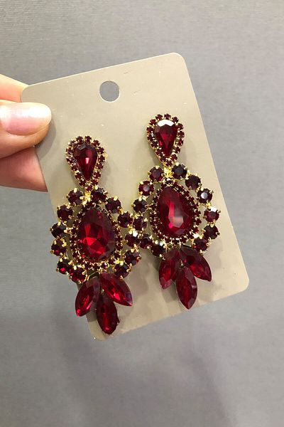 Hayalperest boncuk Gold Yellow 3 Stone Oval Earrings with Red Crystal Stones