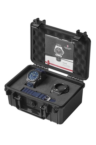 Victorinox Ανδρικό ρολόι Victorinox 241860, Quartz, 43mm, 20ATM