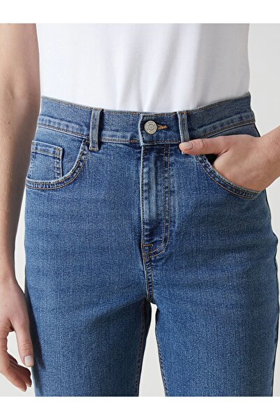 LC Waikiki LCW Jeans İndigo Mom Fit Kadın Jean Pantolon
