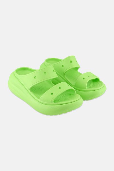 Crocs حذاء نسائي سهل الارتداء بكعب إسفيني، ليموني